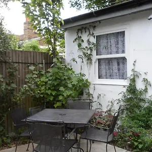 Bubblesbnb, 1 Bedroom Flat Apartment